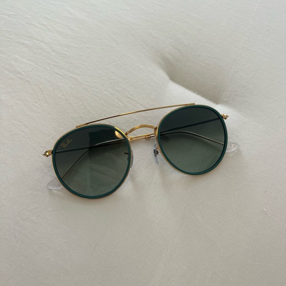 Round Double Bridge Raybans - Picture 3 of 5